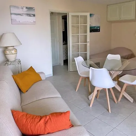 Apartment Botrel *